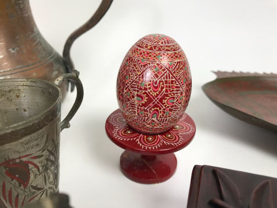 Home Decor Lot With Copper Ewer, Wooden Asian Box With Chopsticks, Chased Brass Fish Trays, Porcelain Footed Trinket Dish And More [Photo 14]