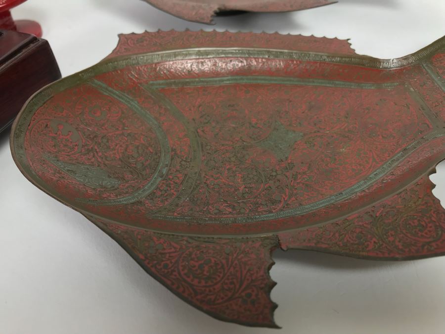 Home Decor Lot With Copper Ewer, Wooden Asian Box With Chopsticks, Chased Brass Fish Trays, Porcelain Footed Trinket Dish And More [Photo 13]