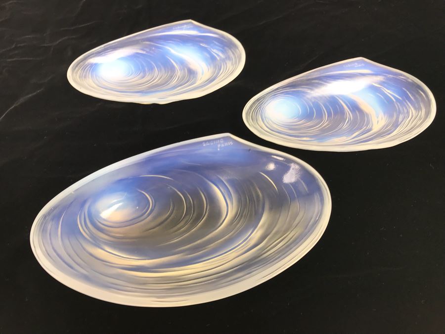 Set Of (3) Sabino Paris Art Glass Shells [Photo 1]