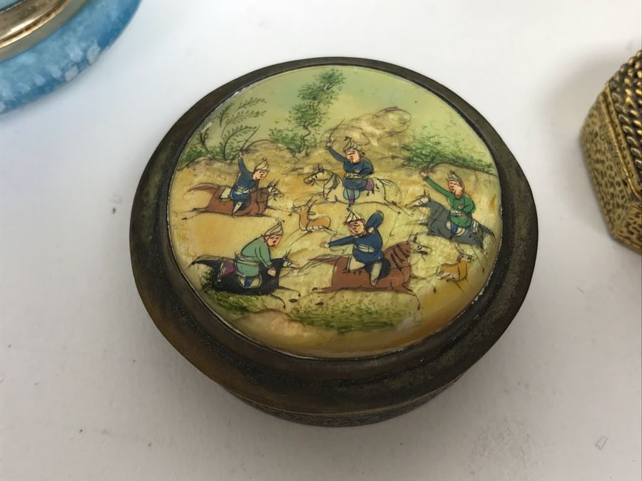 Collection Of Trinket Boxes And Ladies Compacts Porcelain, Cloisonne, Alabaster [Photo 3]