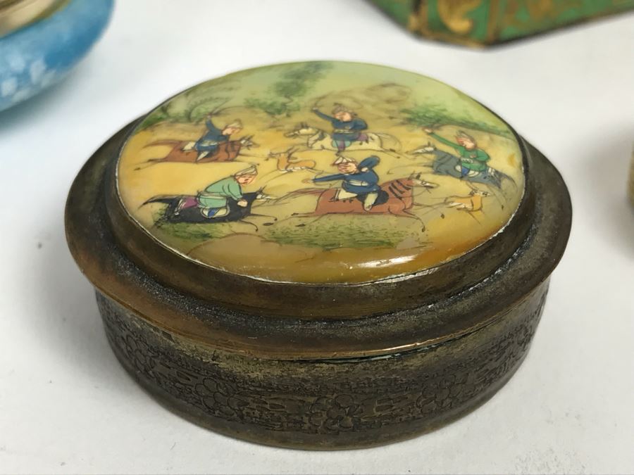 Collection Of Trinket Boxes And Ladies Compacts Porcelain, Cloisonne, Alabaster [Photo 5]