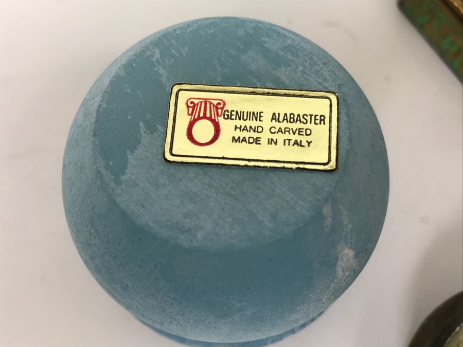 Collection Of Trinket Boxes And Ladies Compacts Porcelain, Cloisonne, Alabaster [Photo 27]