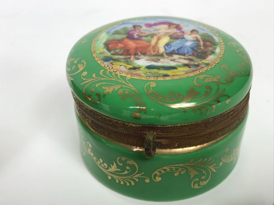 Collection Of Trinket Boxes And Ladies Compacts Porcelain, Cloisonne, Alabaster [Photo 10]