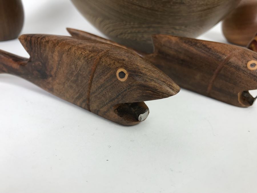 Collection Of Carved And Turned Wooden Art Objects Including A Signed Turned Wooden Bowl By Eugene Santillanes (1935-2015) And Van Cort Instruments Dragonfly [Photo 8]