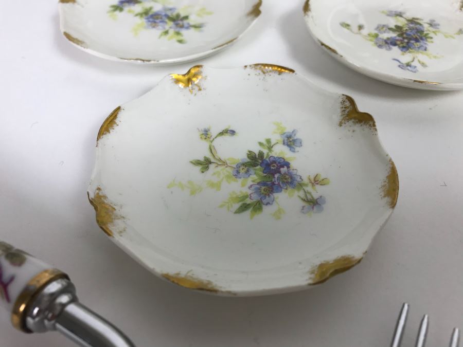 Wedgwood Cornflower Divided Bowl, LENOX Candlesticks, DANSK Gravy Boat, Angel Food Cake Cutter And Various China [Photo 17]