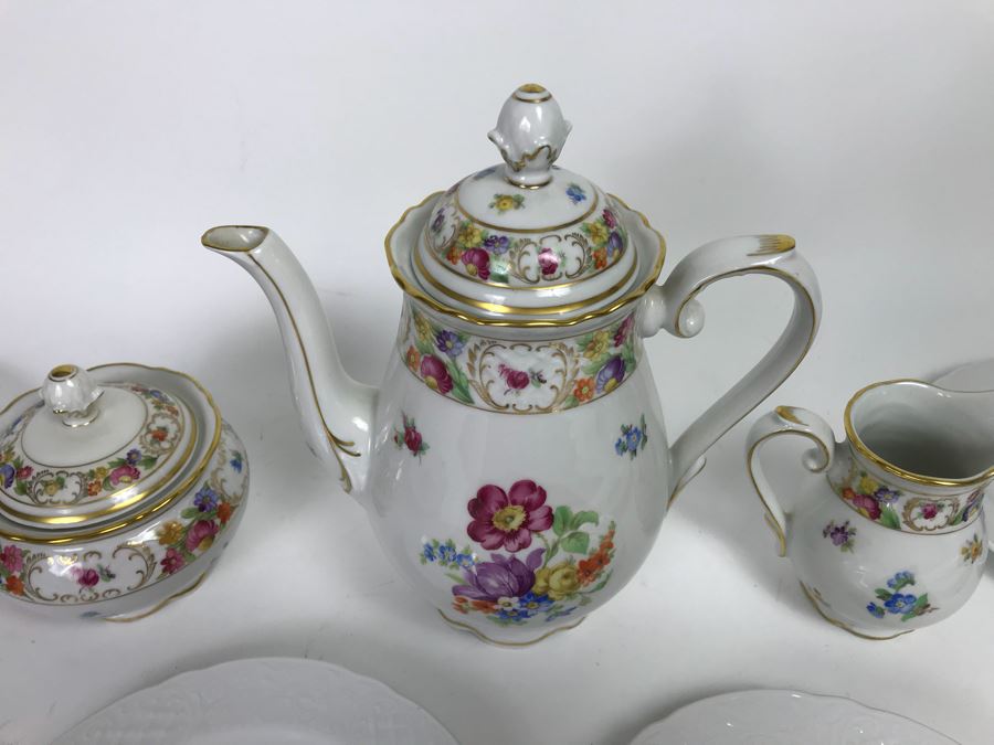 Schumann Bavaria Germany China Set With Coffee Pot, Creamer, Sugar And Plates [Photo 6]