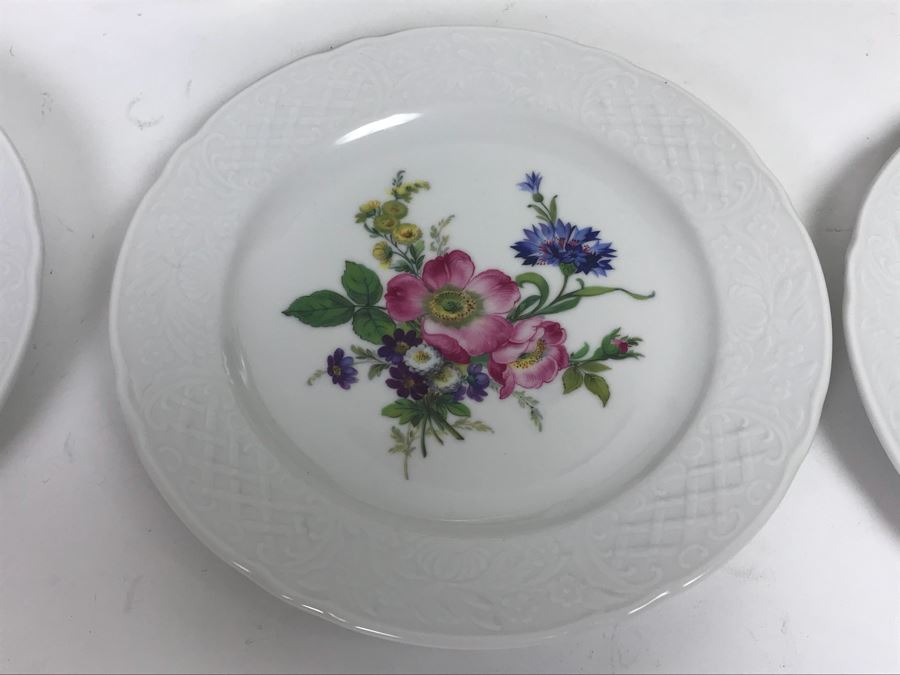 Schumann Bavaria Germany China Set With Coffee Pot, Creamer, Sugar And Plates [Photo 12]