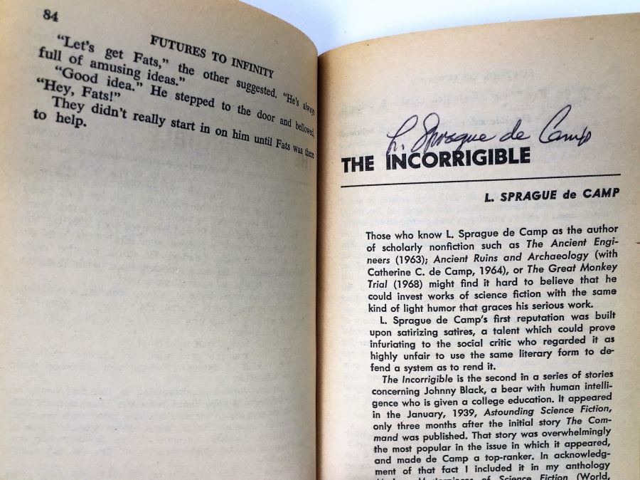 Pawn to Infinity - Signed by Fred Saberhagen, Poul Anderson & George R.R.Martin; Futures to Infinity - Signed by L. Sprague de Camp, A.E. Van Vogt & Ray Bradbury; First Flight: Maiden Voyages in Space & Time - Signed by L. Sprague de Camp [Photo 17]