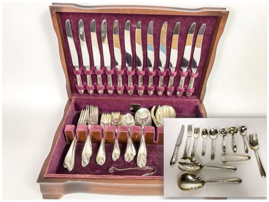 GORHAM Sterling Silver Rose Marie Pattern Flatware Set For 12 Service And Wooden Silverware Box 2,355g Of Sterling [Photo 1]