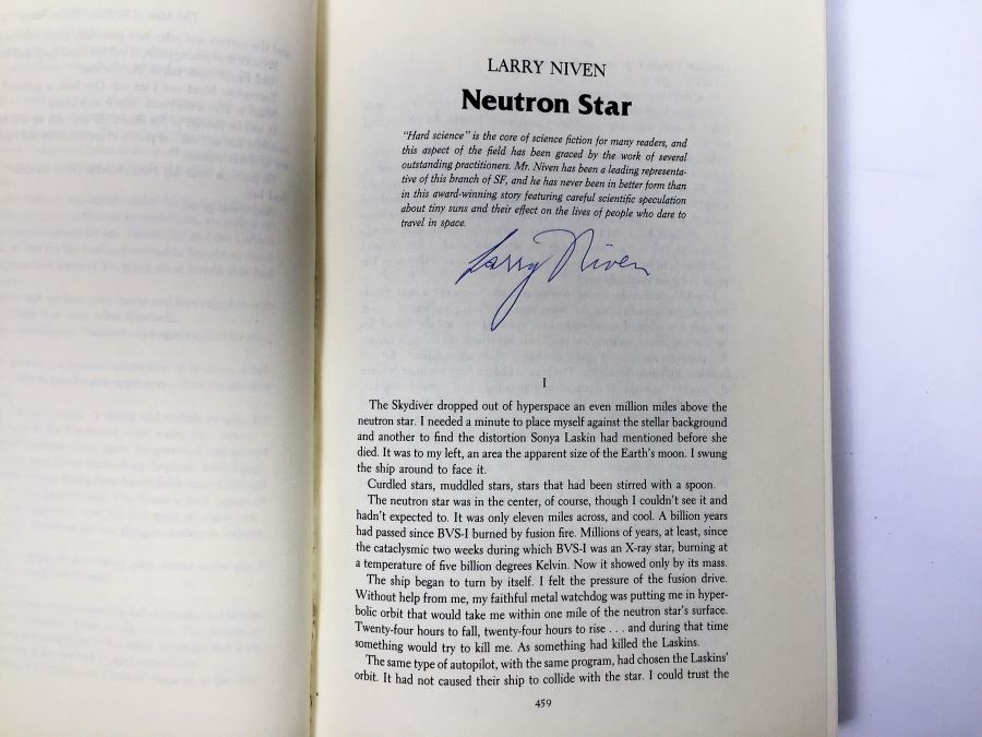 Treasury of Modern Science Fiction - Signed by Ray Bradbury, Martin H. Greenberg, Robert Sheckley, Ursula K. Le Guin, Algis Budrys, Frederik Pohl, Jack Vance, Fritz Leiber, Larry Niven, Harlan Ellison, A.E. Van Vogt, Vonda McIntyre & Poul Anderson [Photo 20]