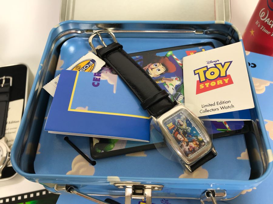 FOSSIL TOY STORY BUZZ LIGHTYEAR モデル腕時計 TOY STORY Buzz Lightyear Fossil Watch Limited Edition