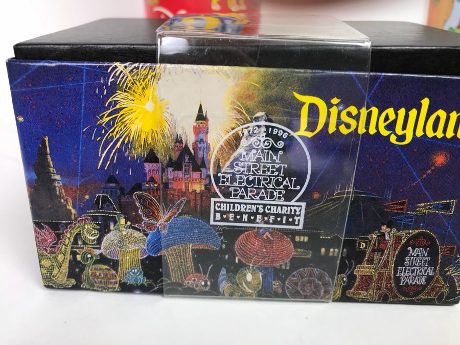 Disney’s Toy Story Fossil Limited Ed Watch, Toy Story Buzz Lightyear Watch, Nightmare Before Christmas Watch, Disneyland Main Street Electrical Parade, Coke Bottle And More [Photo 36]