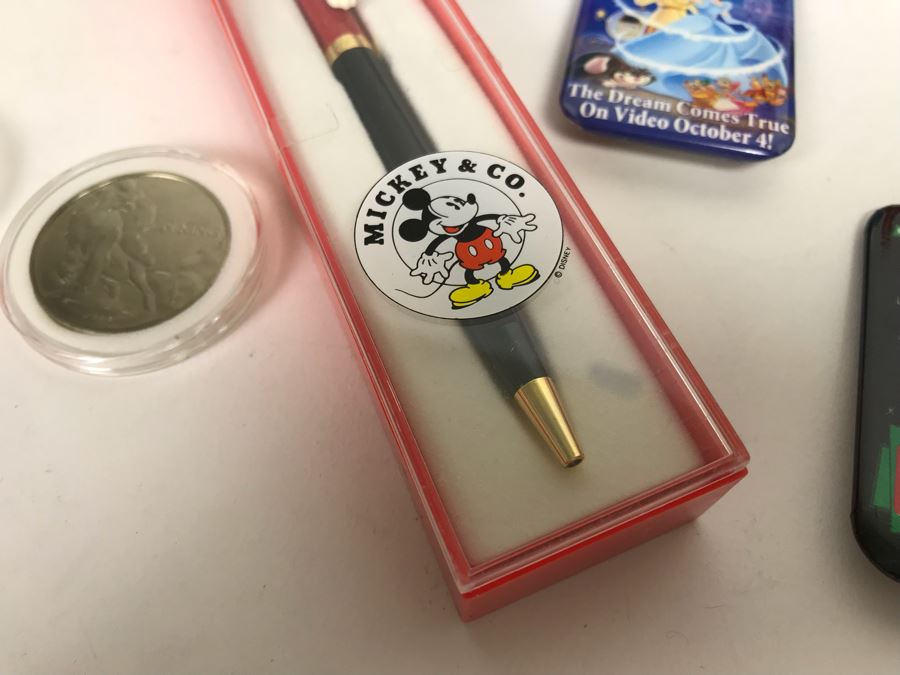 Disney’s Toy Story Fossil Limited Ed Watch, Toy Story Buzz Lightyear Watch, Nightmare Before Christmas Watch, Disneyland Main Street Electrical Parade, Coke Bottle And More [Photo 9]