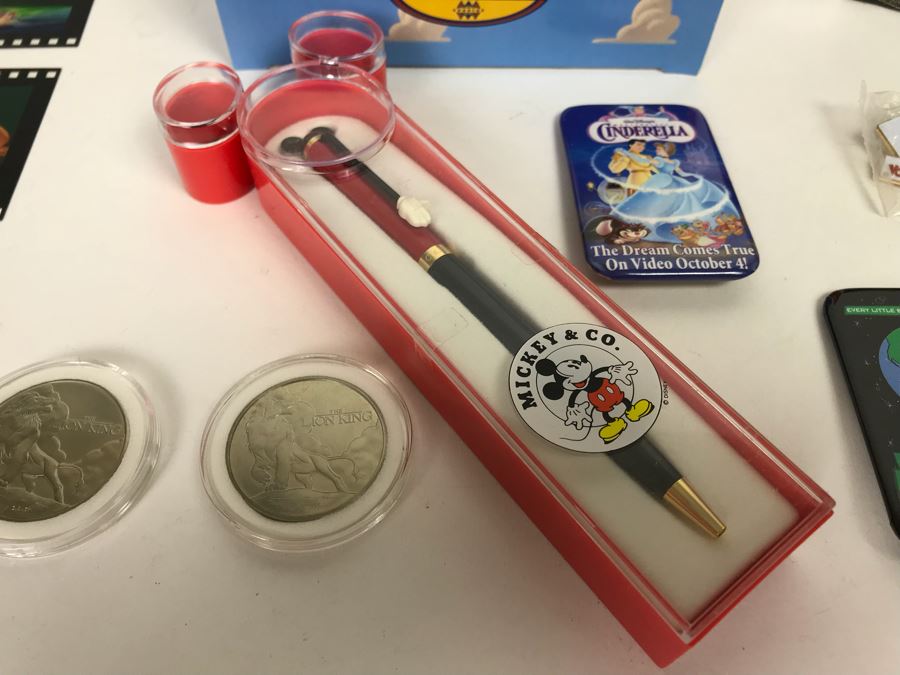 Disney’s Toy Story Fossil Limited Ed Watch, Toy Story Buzz Lightyear Watch, Nightmare Before Christmas Watch, Disneyland Main Street Electrical Parade, Coke Bottle And More [Photo 7]