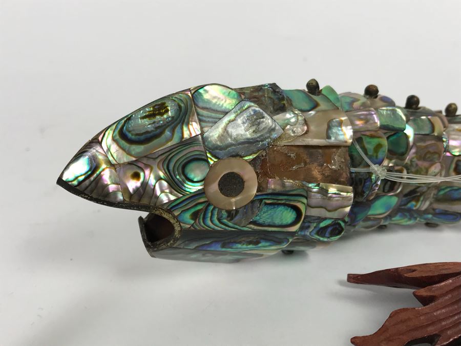 Shell Fish Figurine, Carved Fish And Carved Horn Figural Bird Pocket Knife [Photo 6]