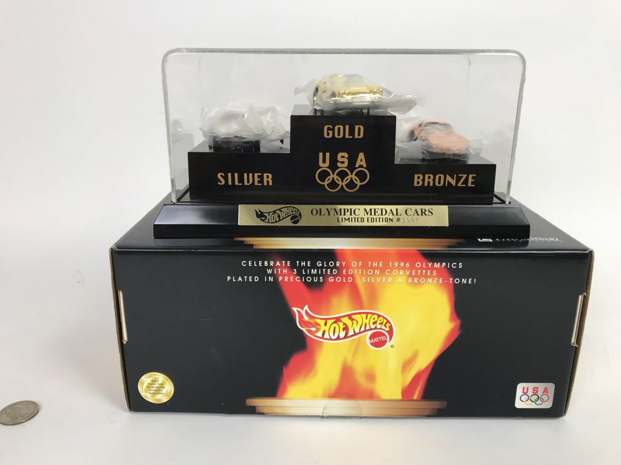 Vintage 1996 Mattel Hot Wheels Limited Edition Corvettes #3,057 Olympic Medals Cars FAO Schwarz With Box [Photo 7]