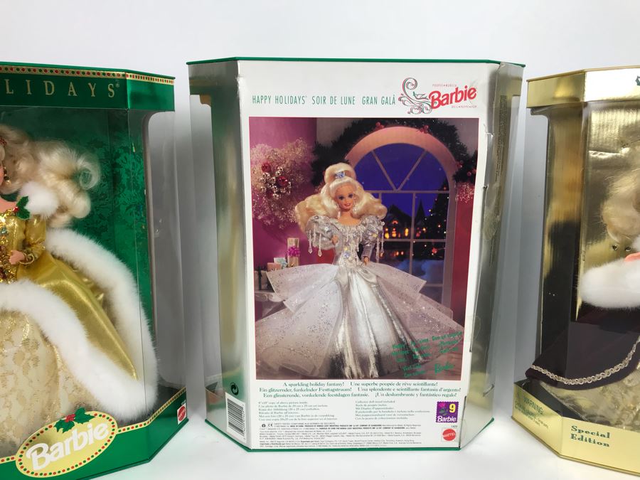 Set Of (3) Mattel Happy Holidays Barbie Dolls In Boxes 1429, 12155, 15646 [Photo 9]