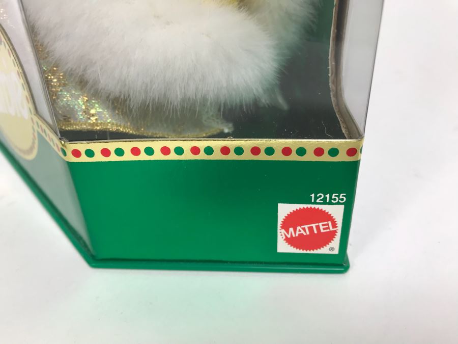 Set Of (4) Mattel Barbie Dolls: Disney’s 101 Dalmatians Cruella De Vil 16295, Happy Holidays Barbie 10824, 20200, 12155 [Photo 19]