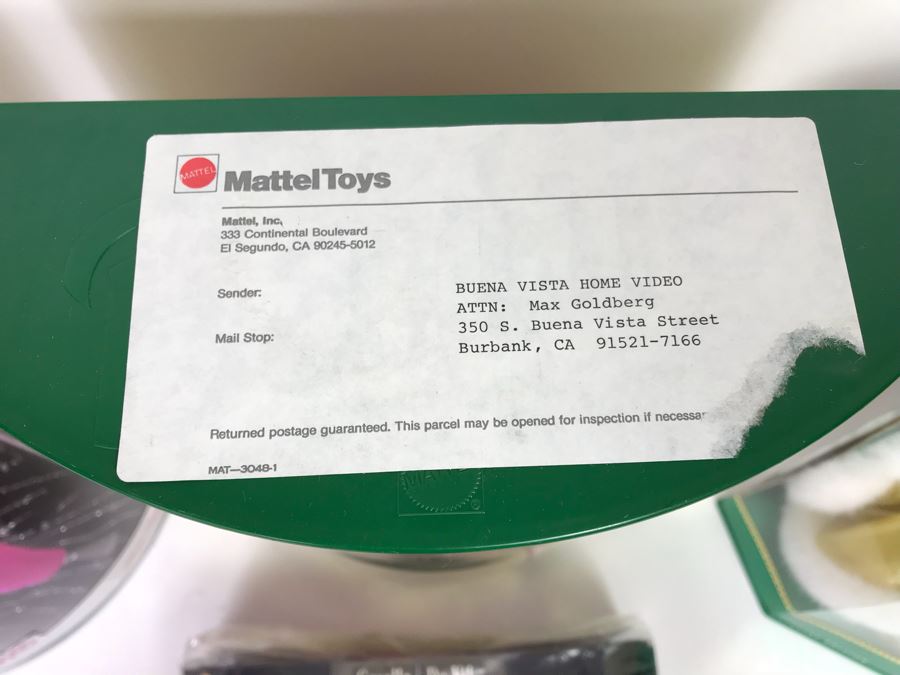 Set Of (4) Mattel Barbie Dolls: Disney’s 101 Dalmatians Cruella De Vil 16295, Happy Holidays Barbie 10824, 20200, 12155 [Photo 8]