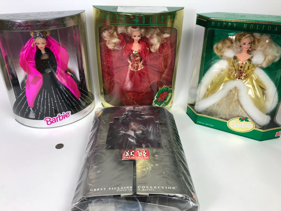 Set Of (4) Mattel Barbie Dolls: Disney’s 101 Dalmatians Cruella De Vil 16295, Happy Holidays Barbie 10824, 20200, 12155 [Photo 3]