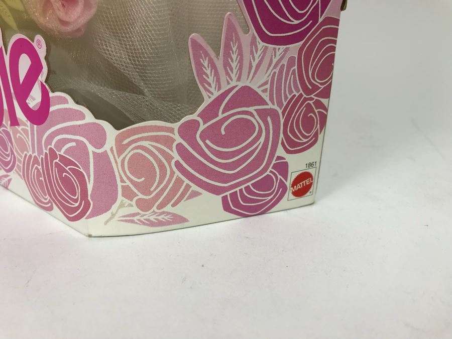 Set Of (4) Mattel Barbie Dolls: Solo In The Spotlight 13534, Scarlett O’Hare 12045, Happy Holidays 14123, Romantic Bride 1861 [Photo 20]