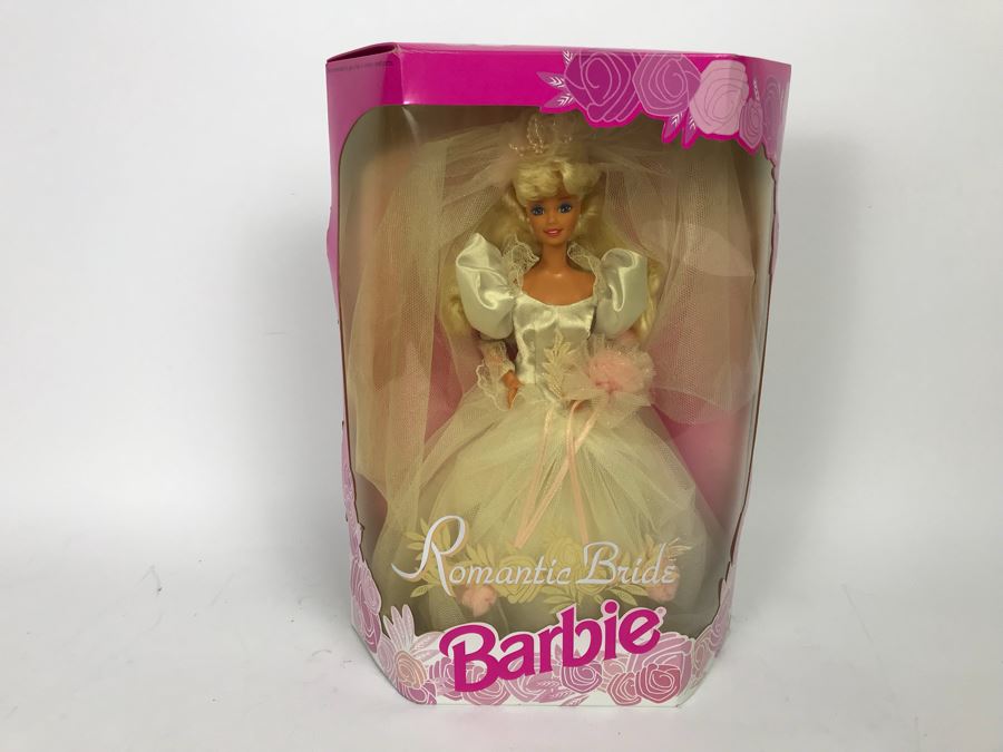 Set Of (4) Mattel Barbie Dolls: Solo In The Spotlight 13534, Scarlett O’Hare 12045, Happy Holidays 14123, Romantic Bride 1861 [Photo 17]