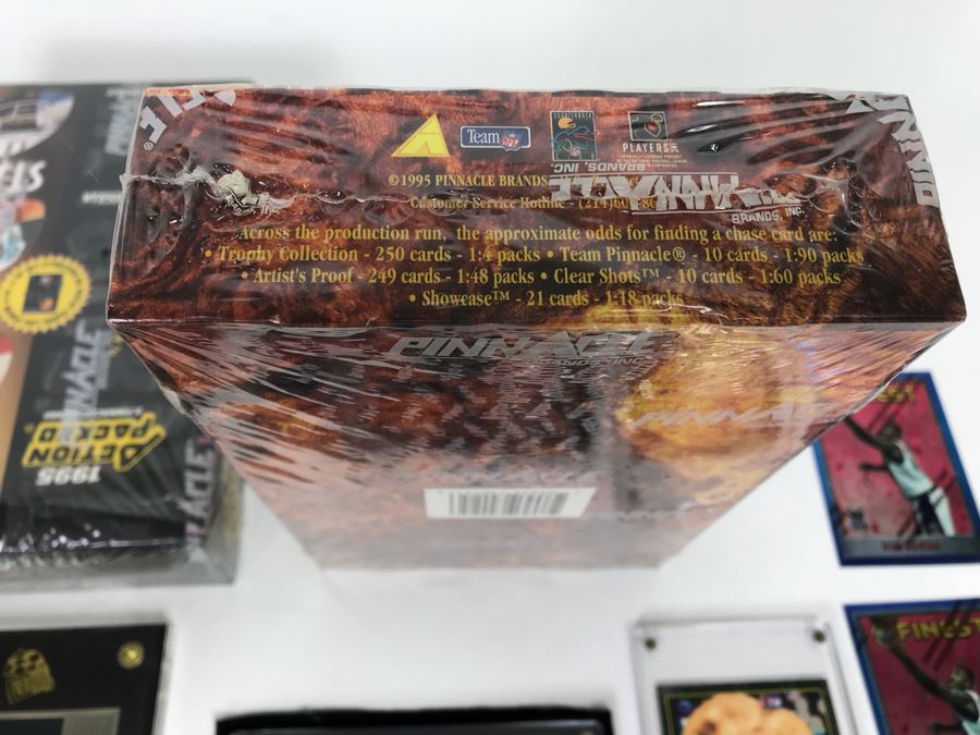 Sealed 1995 Pinnacle Rookie & Stars Football Cards And Sealed 1995 NFL Trading Cards Plus Michael Jordan, Marilyn Monroe, Sports And Nascar Cards [Photo 9]