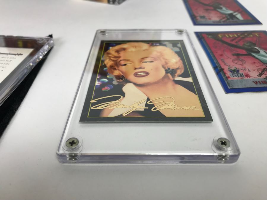 Sealed 1995 Pinnacle Rookie & Stars Football Cards And Sealed 1995 NFL Trading Cards Plus Michael Jordan, Marilyn Monroe, Sports And Nascar Cards [Photo 19]