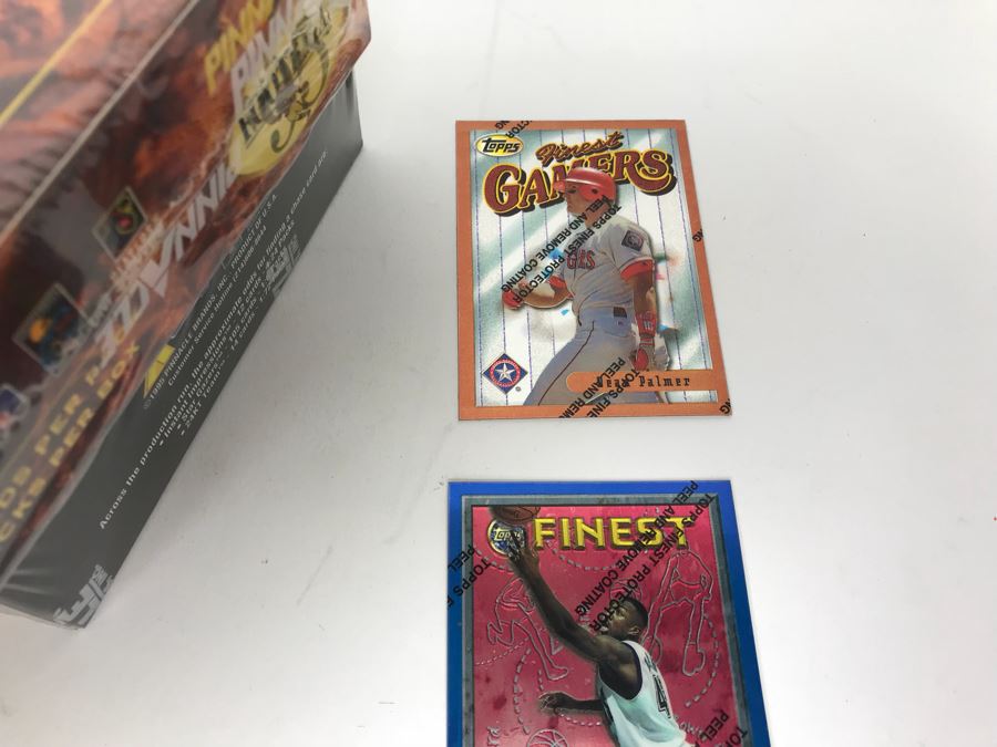 Sealed 1995 Pinnacle Rookie & Stars Football Cards And Sealed 1995 NFL Trading Cards Plus Michael Jordan, Marilyn Monroe, Sports And Nascar Cards [Photo 22]