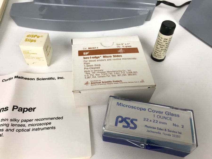 Series 10 MICROSTAR Advanced Laboratory Microscope By American Optical Corporation With Reference Manual  [Photo 22]