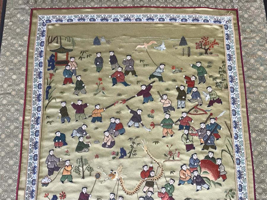 Vintage Chinese Embroidery In Lucite Shadowbox Frame 21' X 34' [Photo 4]