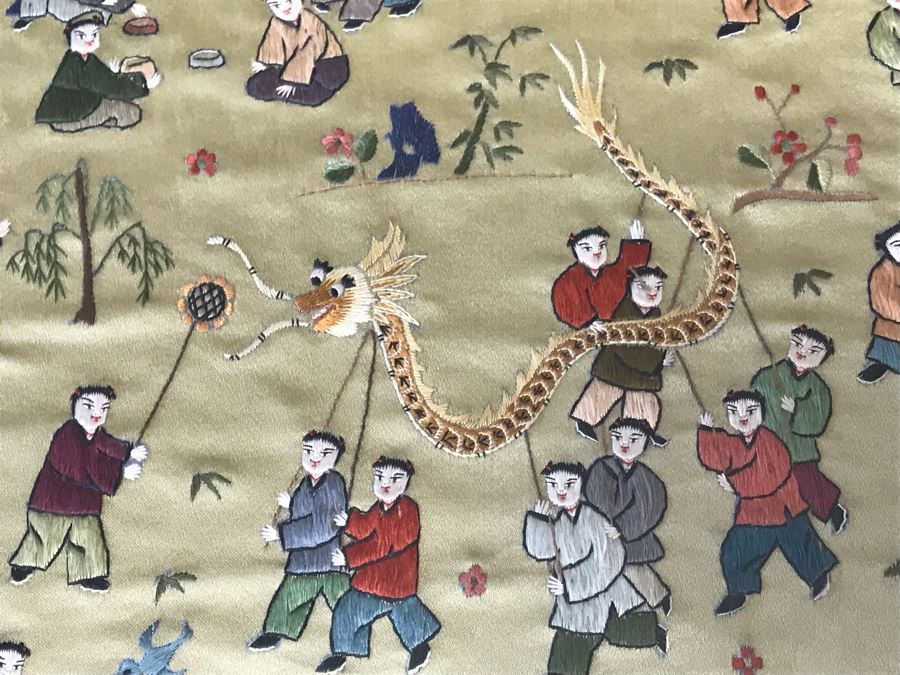 Vintage Chinese Embroidery In Lucite Shadowbox Frame 21' X 34' [Photo 7]