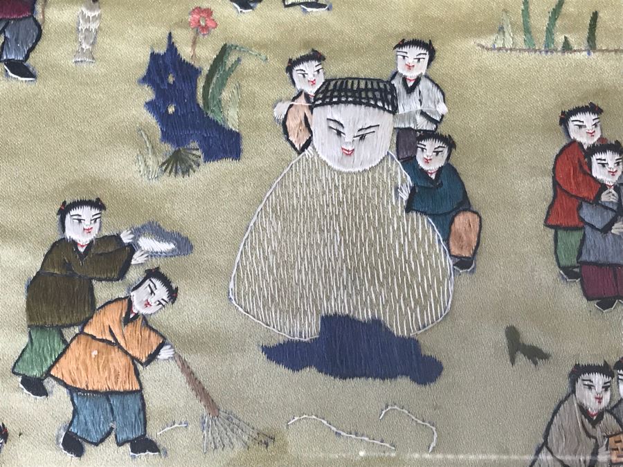 Vintage Chinese Embroidery In Lucite Shadowbox Frame 21' X 34' [Photo 8]