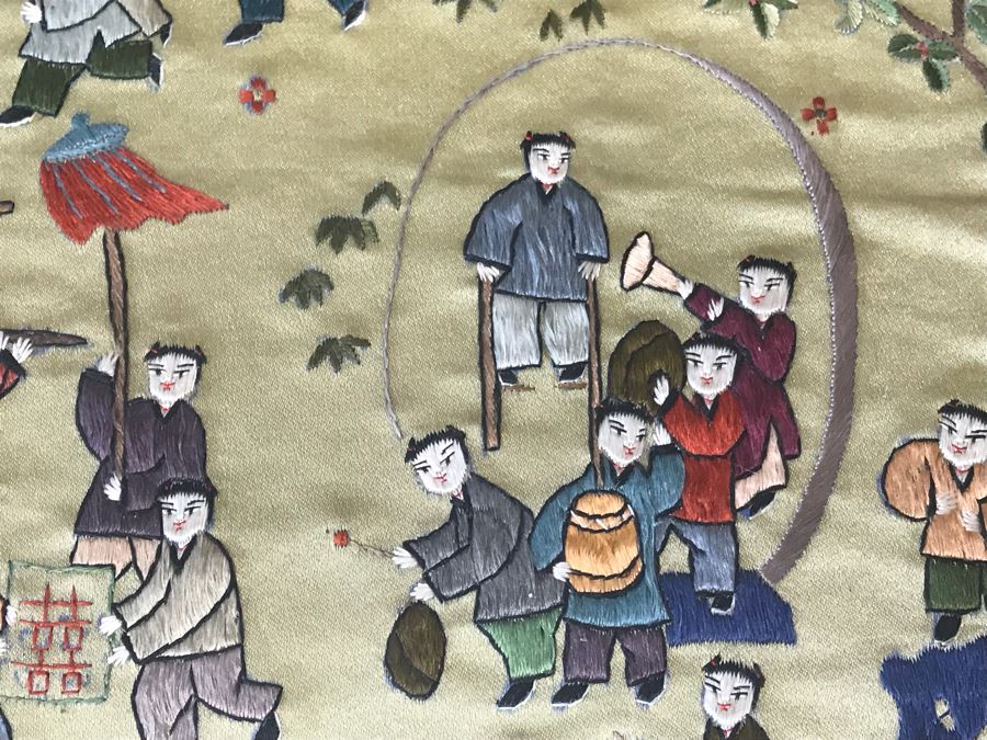 Vintage Chinese Embroidery In Lucite Shadowbox Frame 21' X 34' [Photo 15]