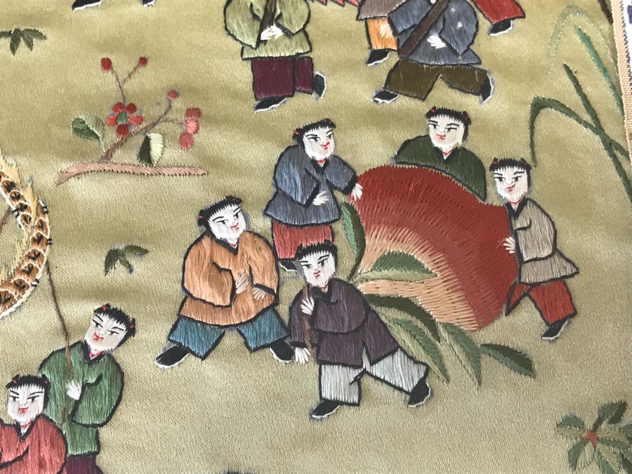 Vintage Chinese Embroidery In Lucite Shadowbox Frame 21' X 34' [Photo 11]