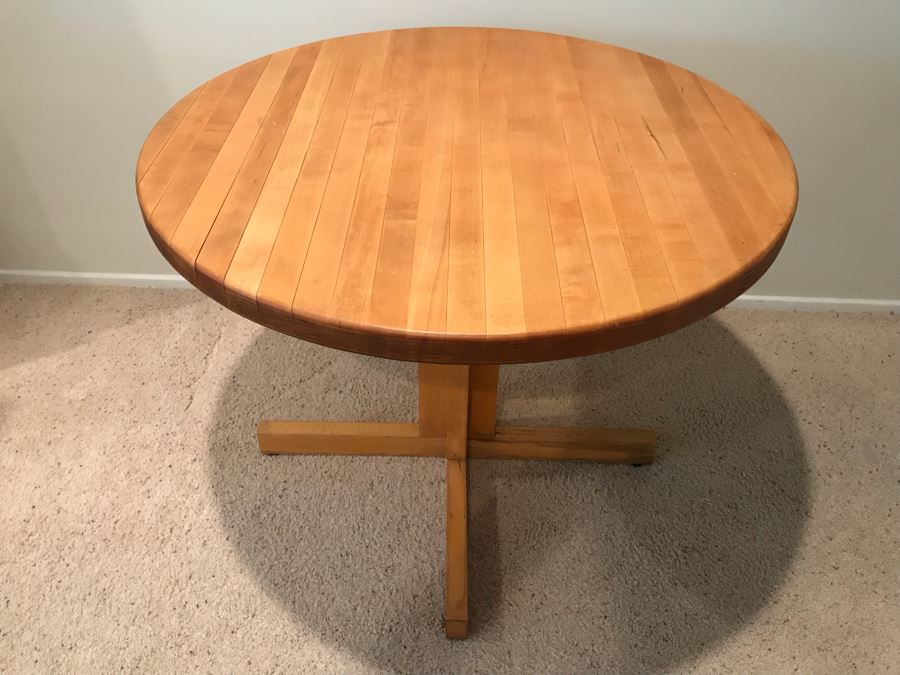 3' Round Oak Butcher Block Pedestal Table [Photo 1]