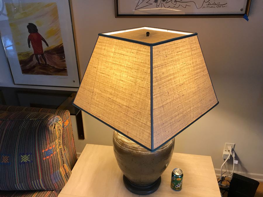 Green Pottery Table Lamp [Photo 5]