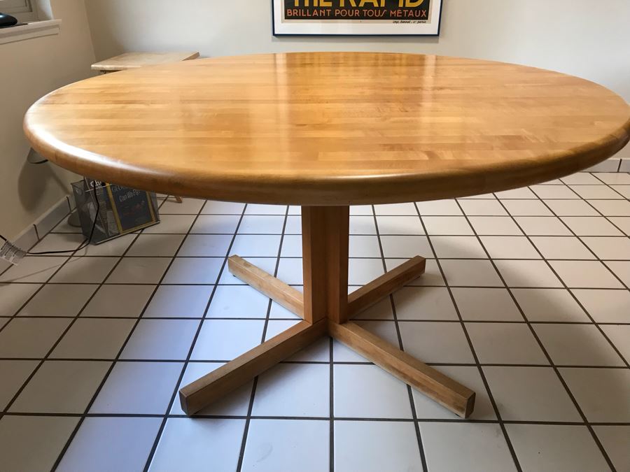 Round Butcher Block Dining Room Table