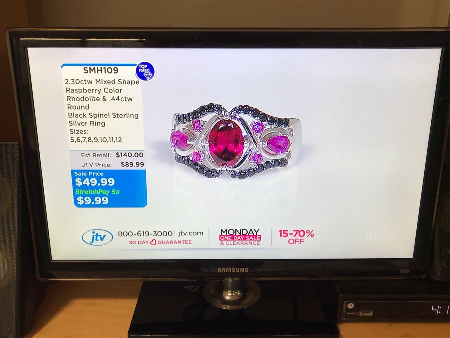 SAMSUNG 22” LED HDTV Model UN22D5000 With Logitech Speakers And Remote [Photo 3]