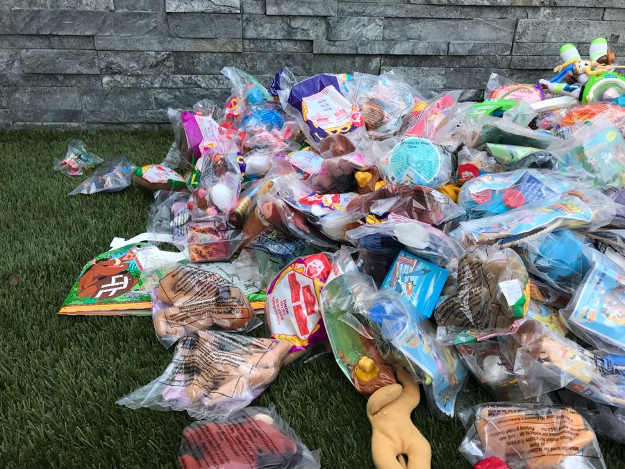 Pokemon Limited Edition 23K Gold-Plated Trading Cards, Disney Glasses And Huge Collection Of Happy Meal Toys From McDonalds, Burger King [Photo 13]