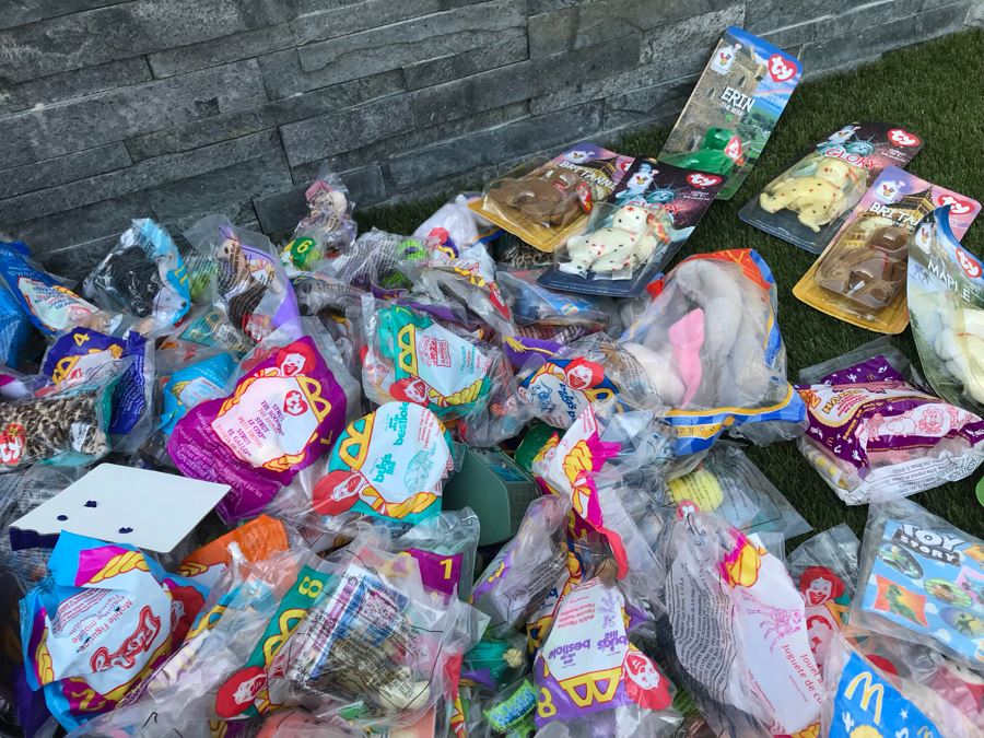 Disney’s The Little Mermaid Golden Toy Sets, Anastasia Toys, Ty Beanie Babies And Huge Collection Of Happy Meal Toys From McDonalds, Burger King [Photo 21]