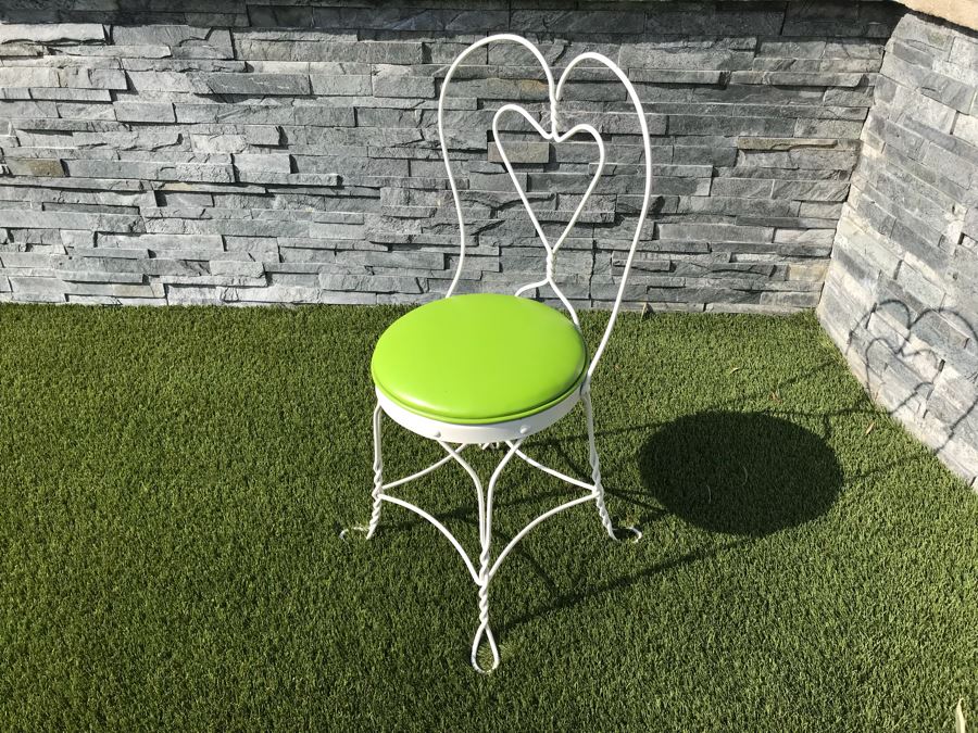 Twisted Wire Chair [Photo 3]