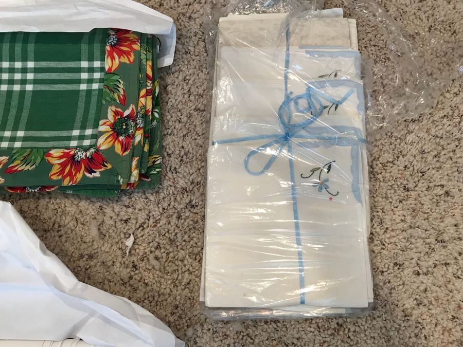 Collection Of Placemats [Photo 2]