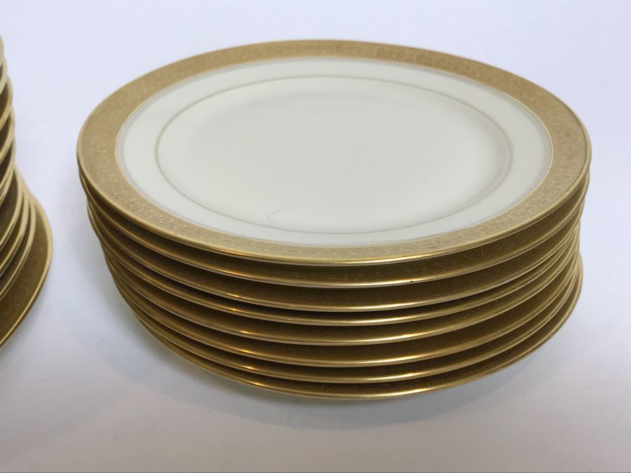 45 Piece Rosenthal Ivory Bavaria Premier Plates, Bowls, Creamer And Sugar [Photo 18]