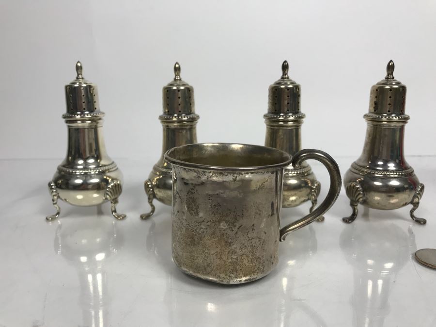 Set Of (4) Sterling Silver Hunt Hallmark Salt Shakers And Newport Sterling Silver Cup 360g