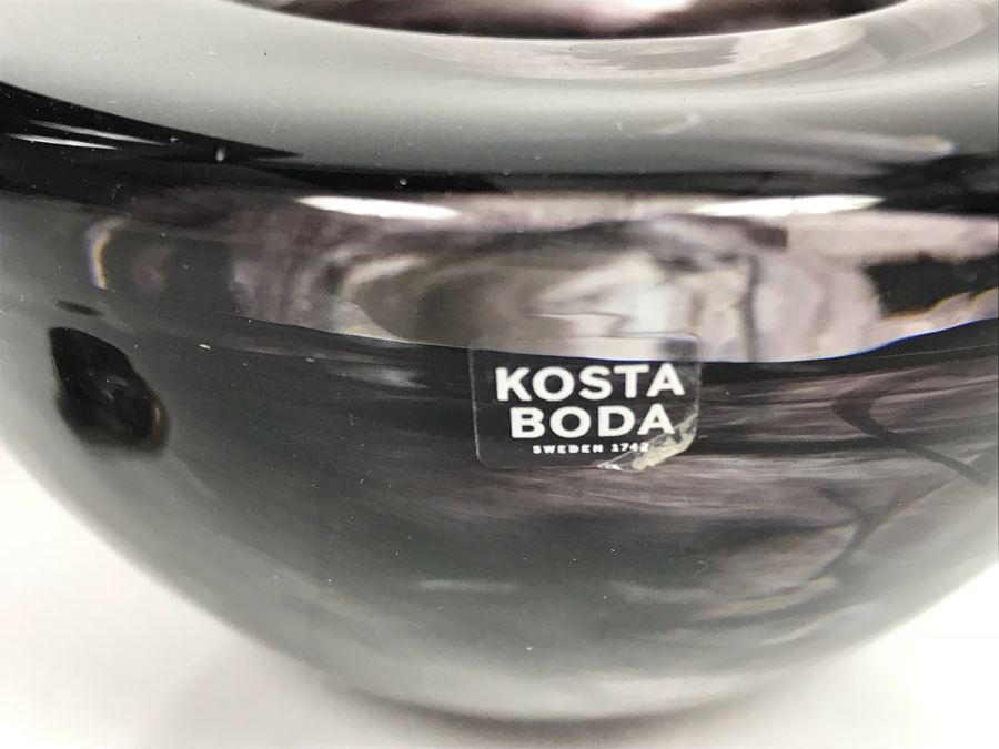JUST ADDED - Pair Of Kosta Boda Art Glass Pieces - Vase And Bowl [Photo 7]