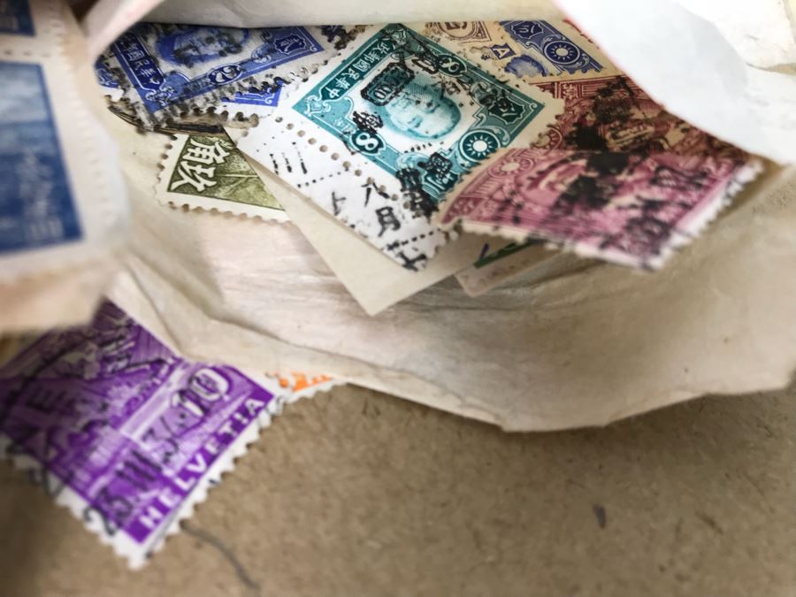 JUST ADDED - Stamp Collection Mainly Asian Stamps And Stamp Books - See Photos [Photo 8]