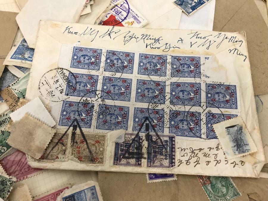 JUST ADDED - Stamp Collection Mainly Asian Stamps And Stamp Books - See Photos [Photo 12]