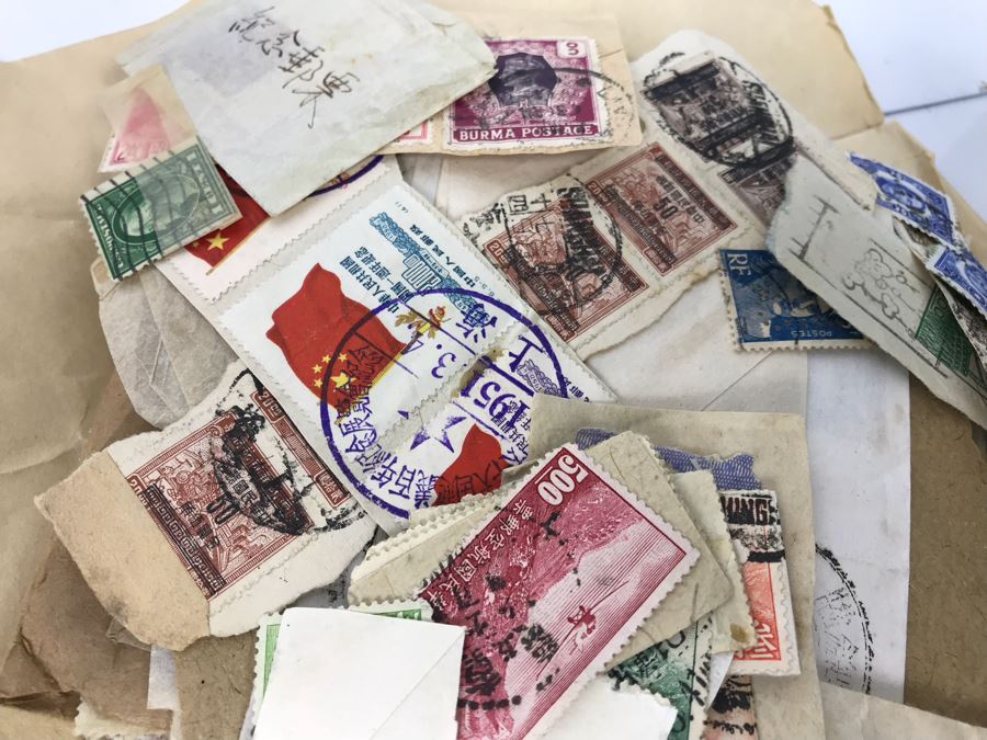 JUST ADDED - Stamp Collection Mainly Asian Stamps And Stamp Books - See Photos [Photo 6]