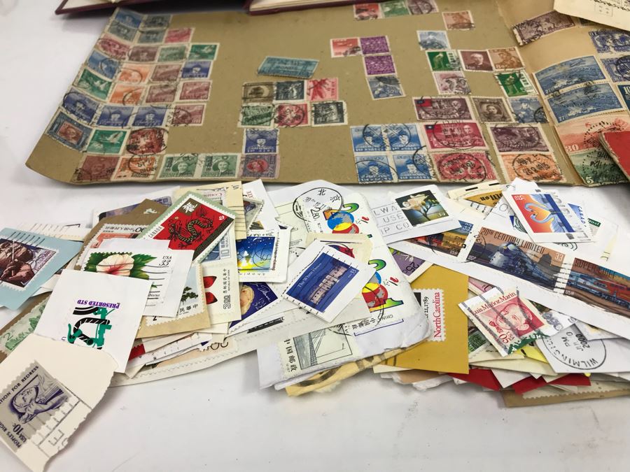 JUST ADDED - Stamp Collection Mainly Asian Stamps And Stamp Books - See Photos [Photo 21]